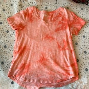 V-neck tie dye pink and red shirt